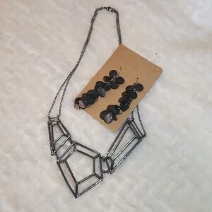 Geometric Statement Necklace with Black Accent Dangle Earrings